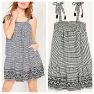 LAST CHANCE‼️Old Navy Gingham Swing Dress NWT